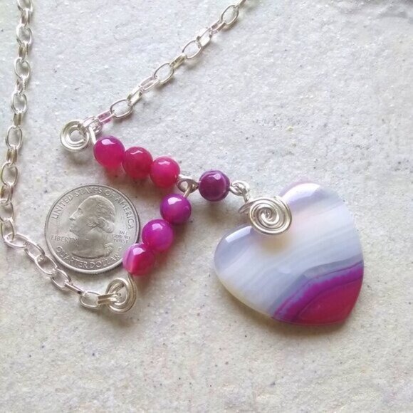 Sweetheart Alert! Rose Pink & White Agate Heart Necklace - Lovely Gift 4 Her! - Picture 4 of 8